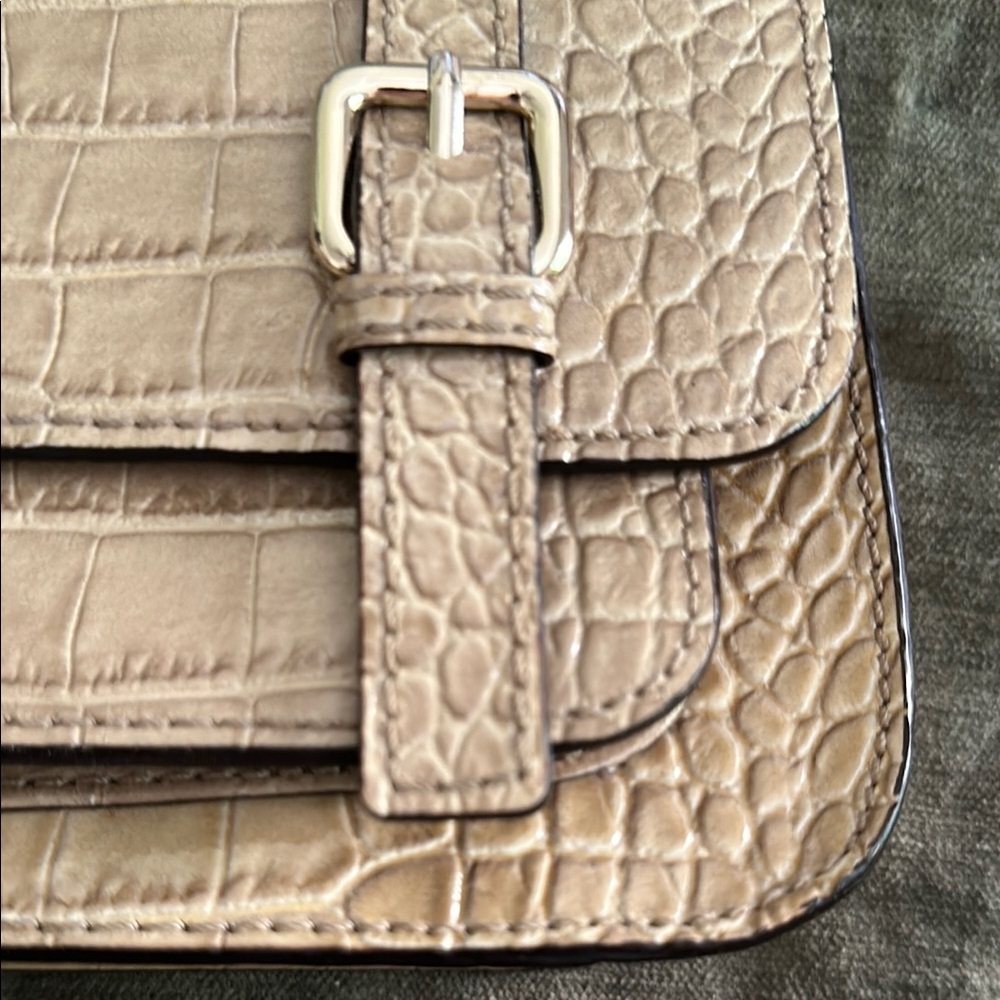 Kate Spade croc embossed leather Tan Crossbody Bag with Flap Closure - Picture 6 of 14